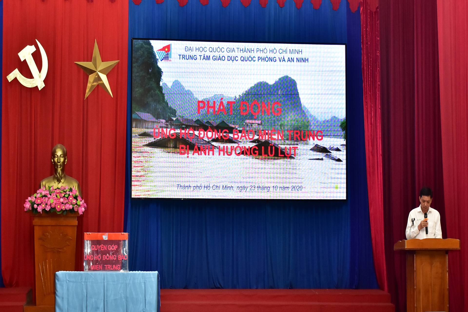 Ban Chấp hành Công đoàn Trung tâm GDQPAN-ĐHQG-HCM phát động ủng hộ đồng bào miền Trung khắc phục thiên tai.