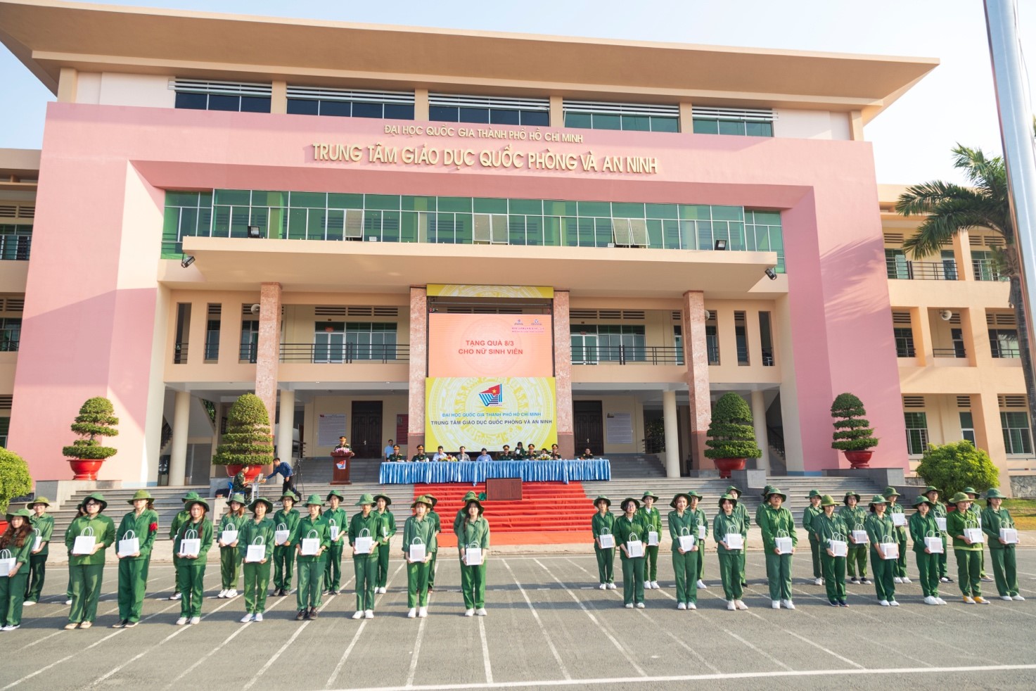 Khai giảng khóa học Giáo dục quốc phòng và An ninh cho sinh viên Trường Đại học Bách khoa ĐHQG-HCM