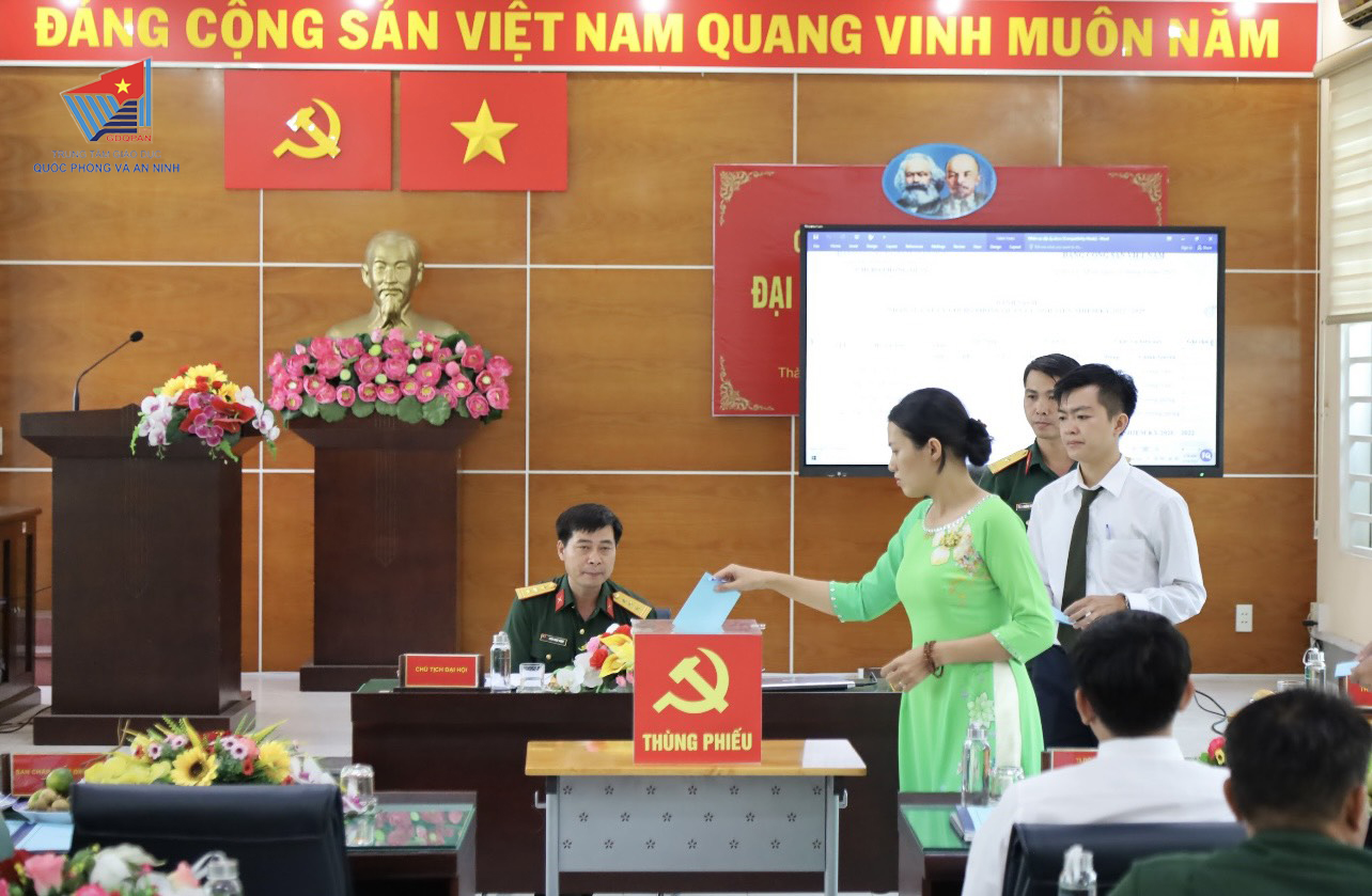 Tổ chức thành công Đại hội điểm Chi bộ Phòng Quản lý sinh viên nhiệm kỳ 2022-2025