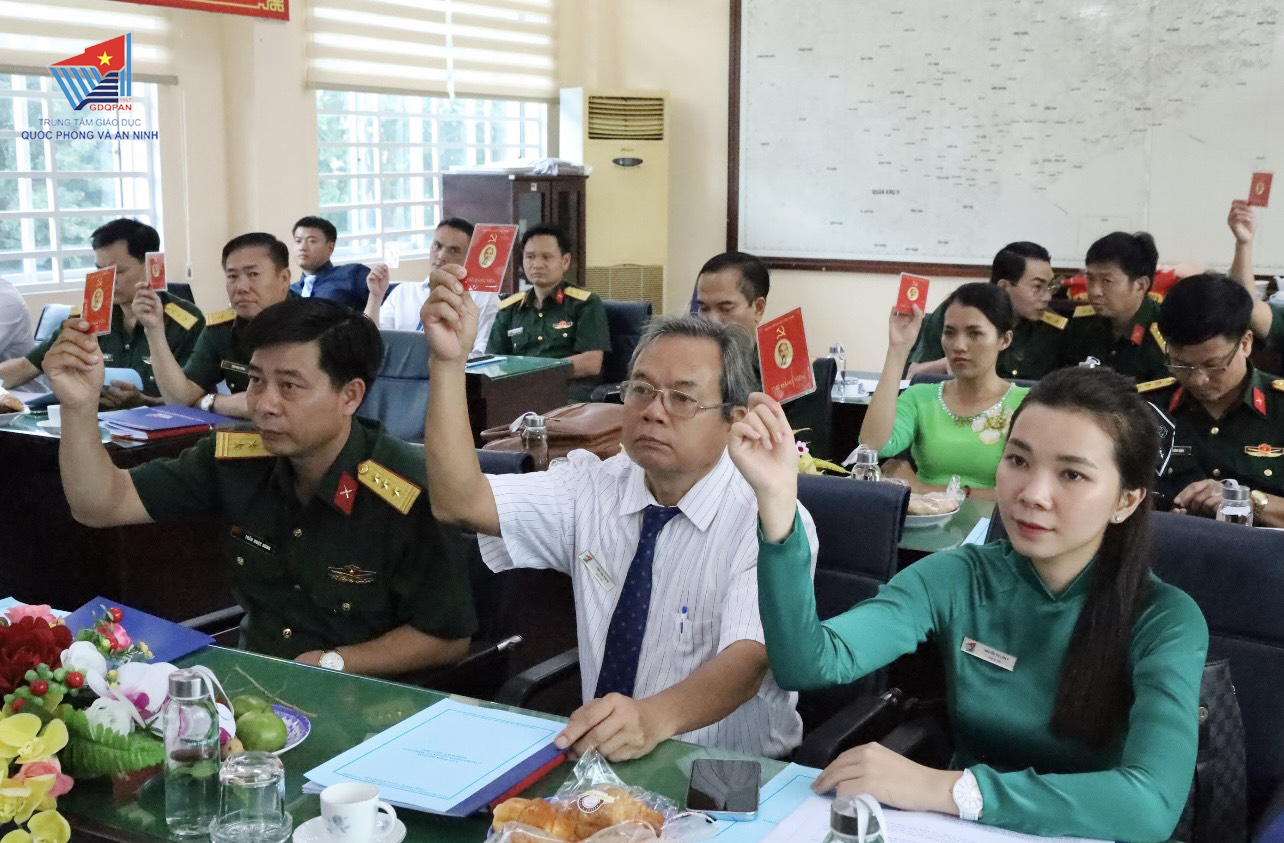 Tổ chức thành công Đại hội điểm Chi bộ Phòng Quản lý sinh viên nhiệm kỳ 2022-2025