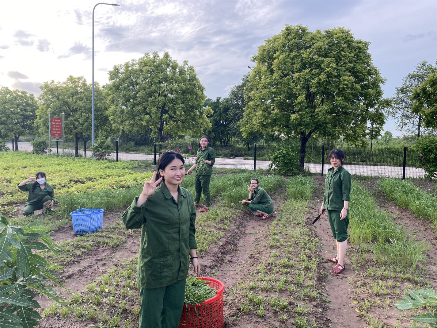 Trao đổi, học tập kinh nghiệm với một số Trung tâm Giáo dục Quốc phòng và An ninh phía Bắc