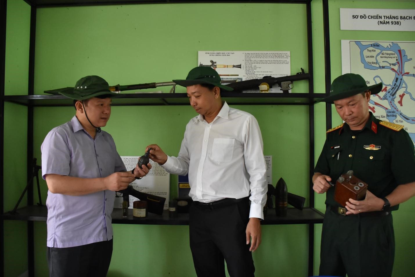 Trung tâm Giáo dục Quốc phòng và An ninh, Đại học Thái Nguyên đến thăm và làm việc với Trung tâm