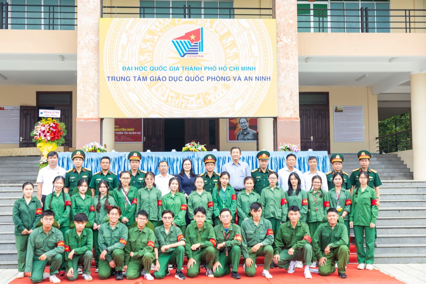 Khai giảng khoá học Giáo dục Quốc phòng và An ninh Khoá 421