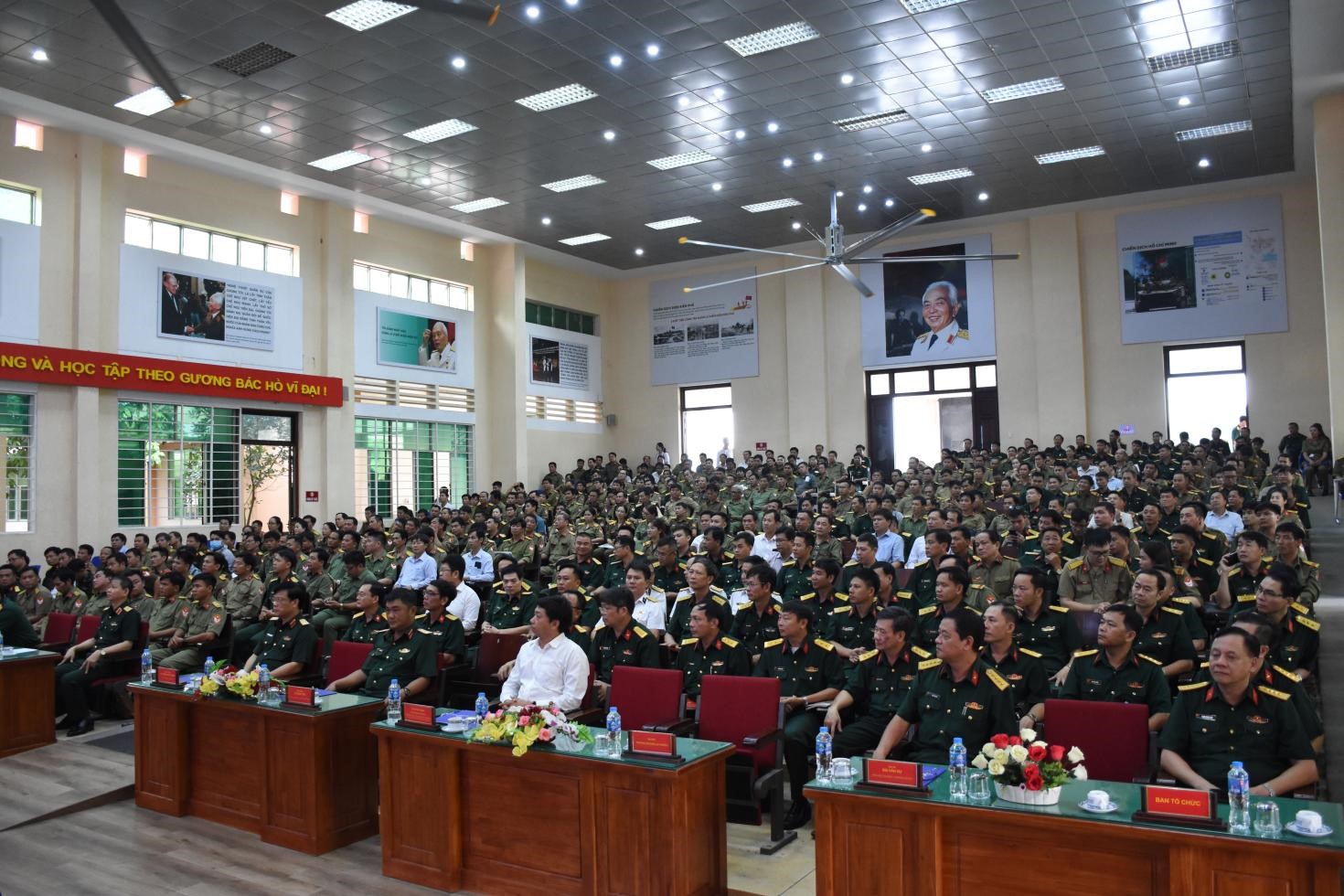Khai mạc tập huấn cán bộ quản lý, giáo viên, giảng viên giảng dạy môn học Giáo dục Quốc phòng và An ninh năm 2023
