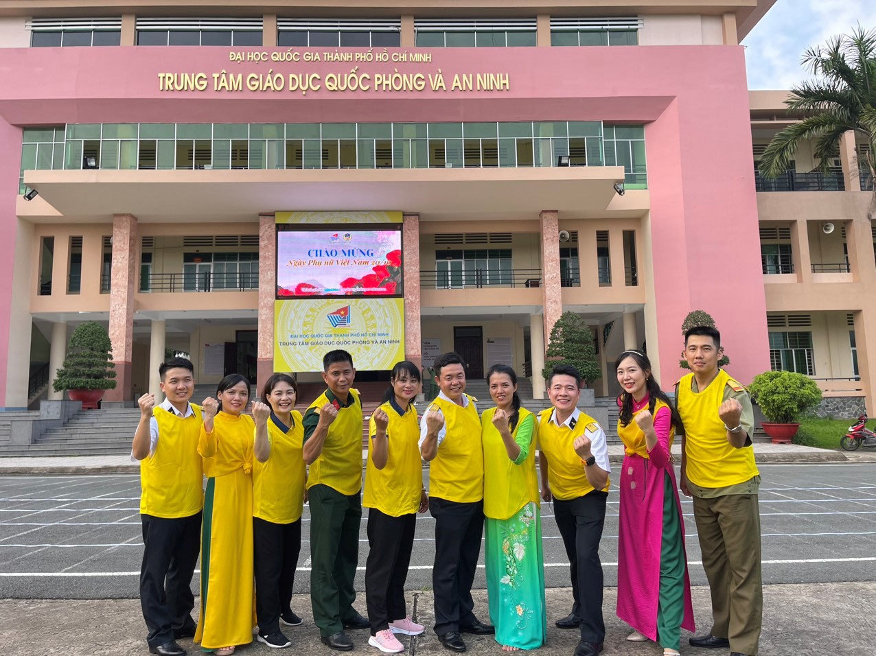 Hoạt động chào mừng Ngày Phụ nữ Việt Nam 20/10 tại Trung tâm Giáo dục Quốc phòng và An ninh
