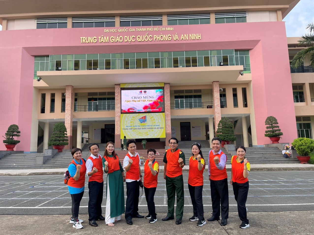 Hoạt động chào mừng Ngày Phụ nữ Việt Nam 20/10 tại Trung tâm Giáo dục Quốc phòng và An ninh