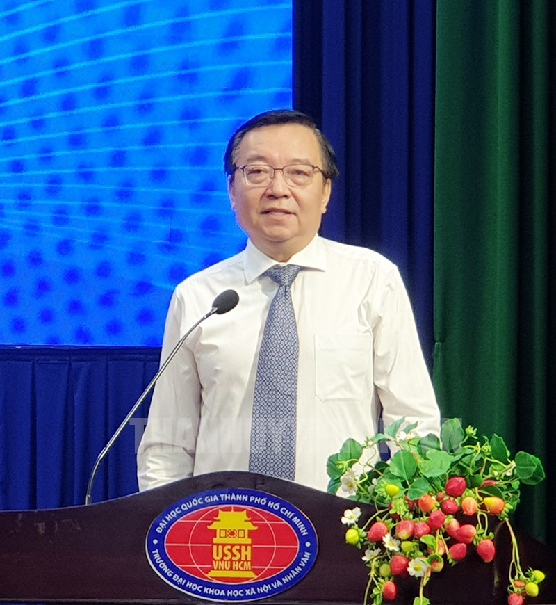 Tăng cường công tác chính trị tư tưởng trong các cơ sở giáo dục