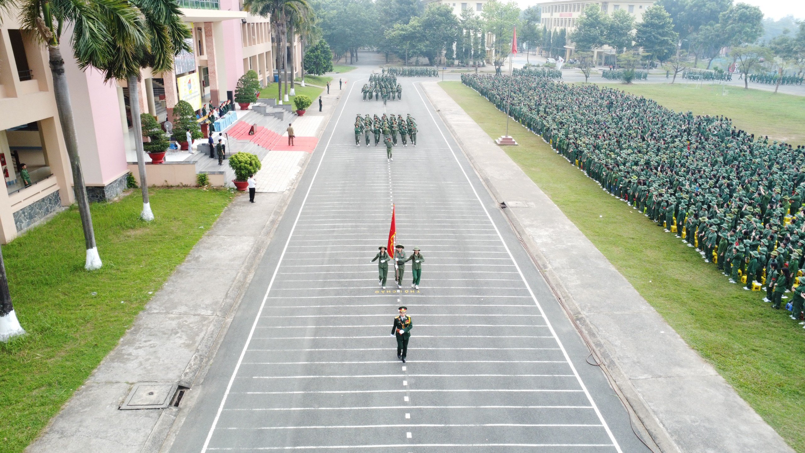 Bế giảng khóa học Giáo dục Quốc phòng và An ninh Khóa 427