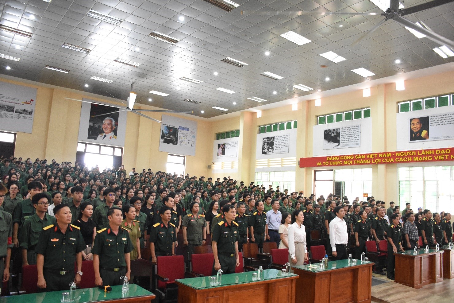CÁN BỘ, GIẢNG VIÊN VÀ SINH VIÊN TRUNG TÂM GIÁO DỤC QUỐC PHÒNG VÀ AN NINH, ĐẠI HỌC QUỐC GIA HỒ CHÍ MINH ĐAU BUỒN, TIẾC THƯƠNG TRƯỚC SỰ RA ĐI CỦA ĐỒNG CHÍ TỔNG BÍ THƯ NGUYỄN PHÚ TRỌNG
