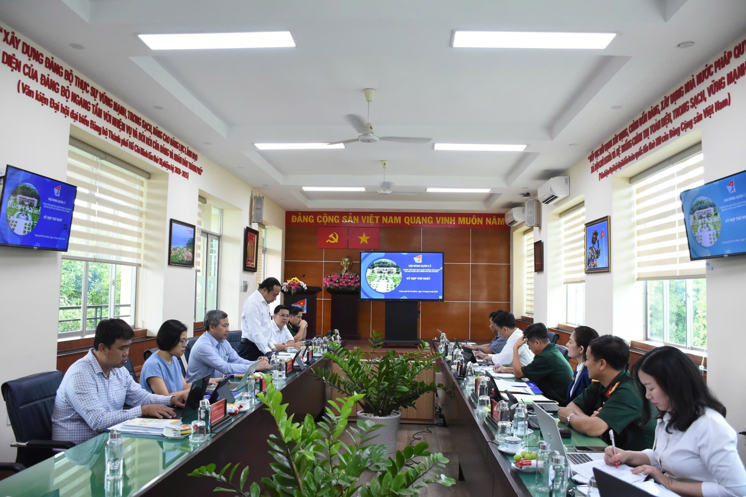 Lễ ra mắt và họp phiên thứ nhất Hội đồng Quản lý Trung tâm GDQPAN ĐHQG-HCM