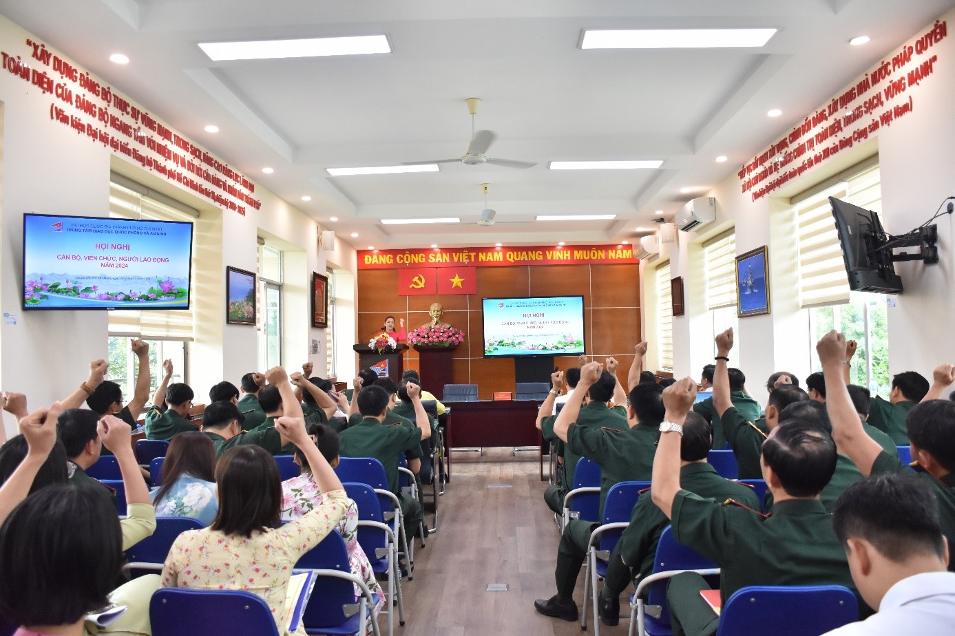 Trung tâm Giáo dục Quốc phòng và An ninh Đại học Quốc gia Thành phố Hồ Chí Minh tổ chức Hội nghị cán bộ, viên chức, người lao động năm 2024