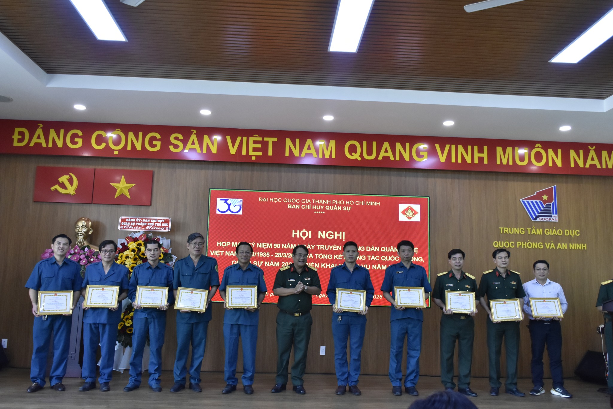 Hội nghị Gặp mặt Kỷ niệm 90 năm Ngày Truyền thống Dân quân Tự vệ (DQTV) Việt Nam (28/3/1935 - 28/3/2025) và Tổng kết công tác quốc phòng, quân sự năm 2024, triển khai nhiệm vụ năm 2025.