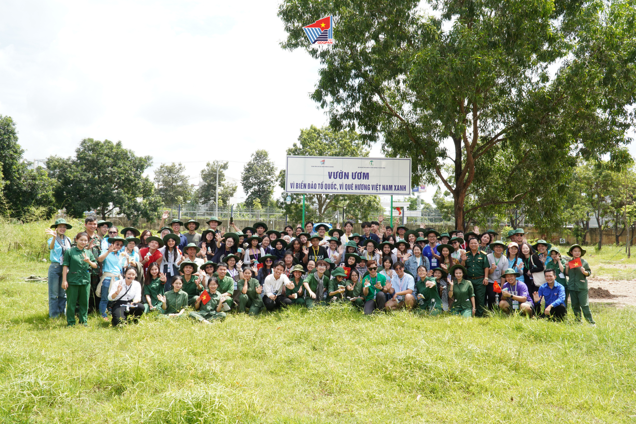 CHÀO MỪNG ĐOÀN SINH VIÊN AUN SUMMER PROGRAM 2025 ĐẾN THAM QUAN VÀ TRẢI NGHIỆM THỰC TẾ TẠI TRUNG TÂM GIÁO DỤC QUỐC PHÒNG & AN NINH, ĐHQG-HCM