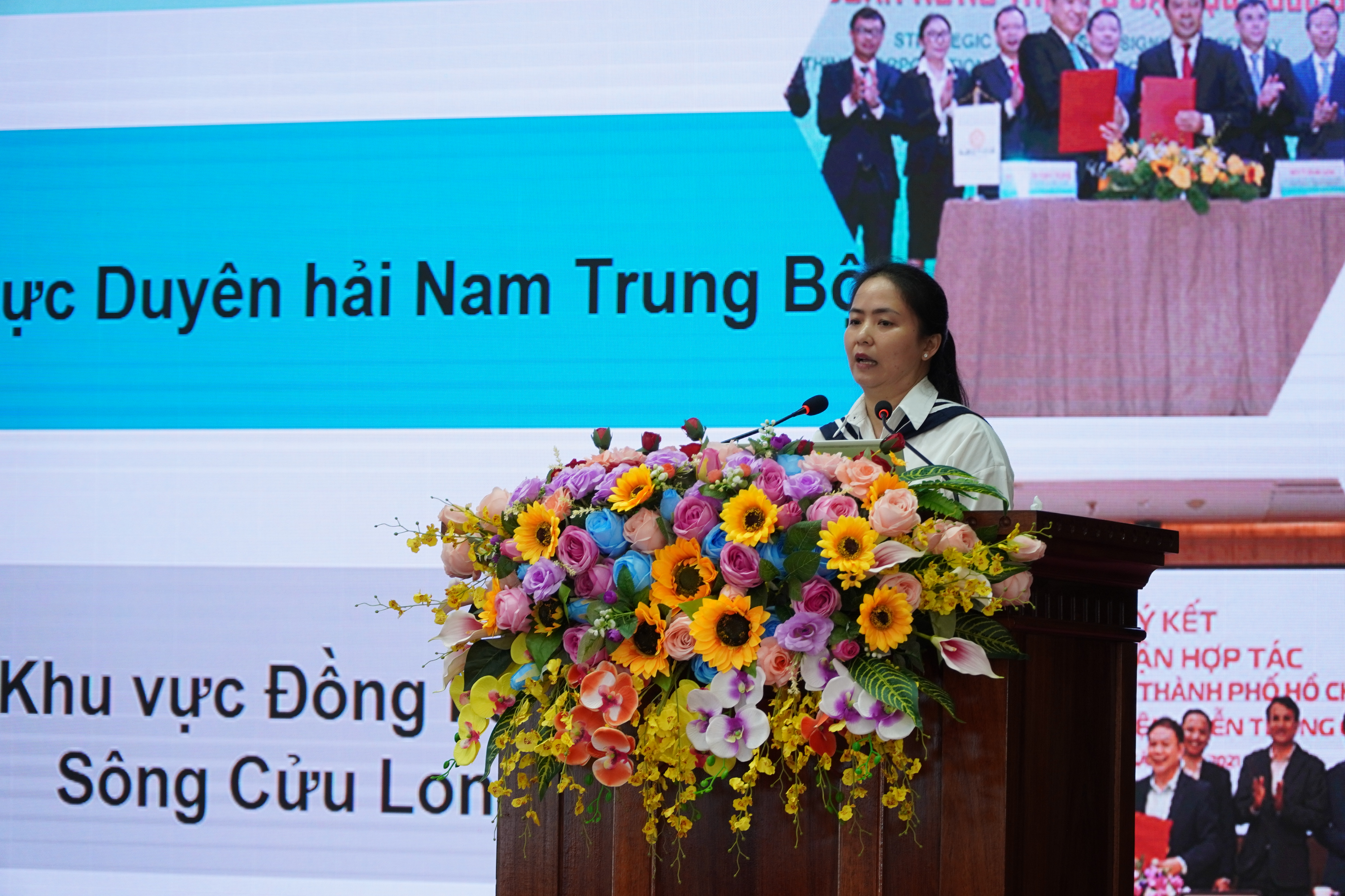 TỌA ĐÀM