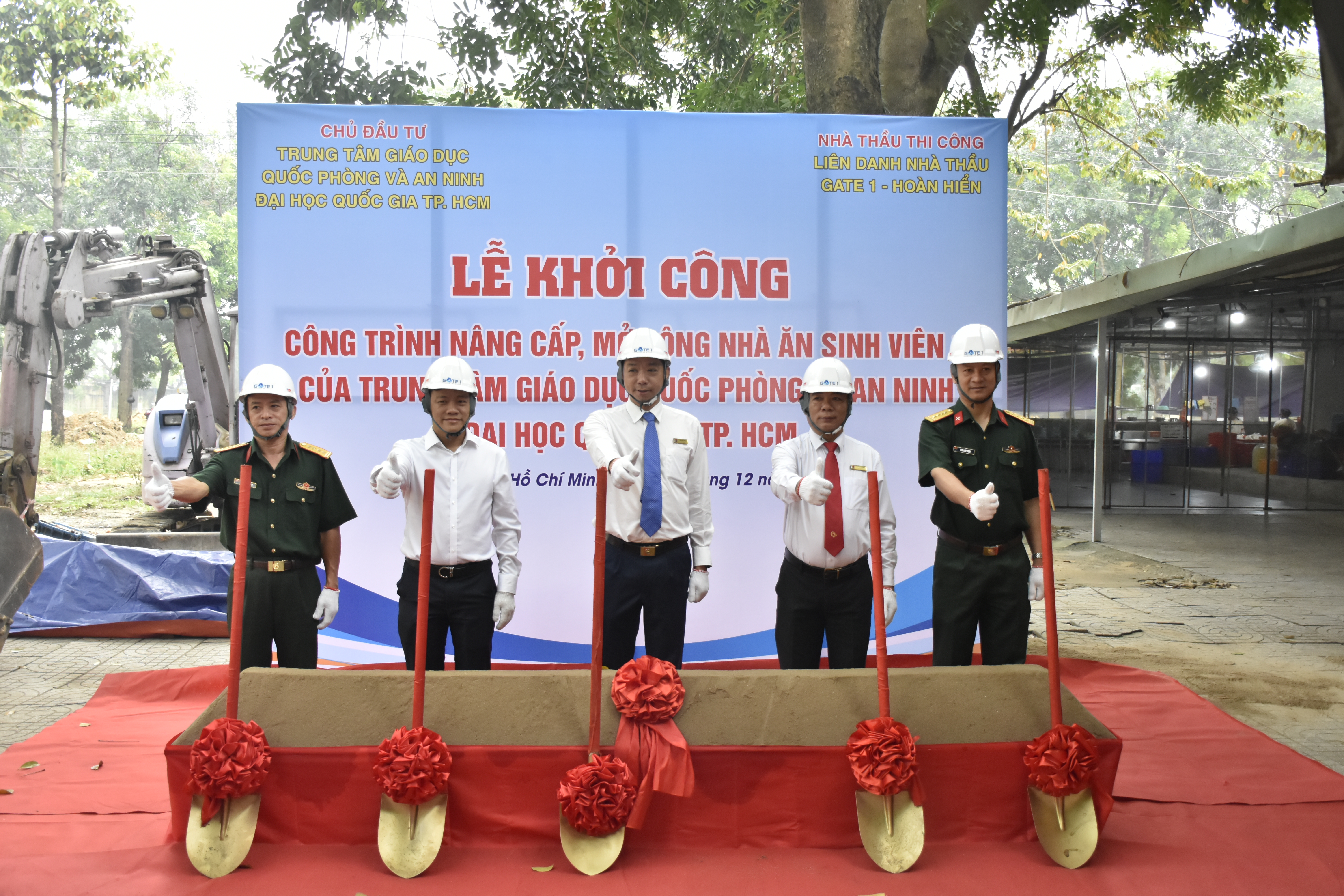 TRUNG TÂM GIÁO DỤC QUỐC PHÒNG VÀ AN NINH, ĐHQG-HCM TỔ CHỨC HỌP MẶT KỶ NIỆM 28 NĂM NGÀY TRUYỀN THỐNG (25/12/1997 – 25/12/2025)