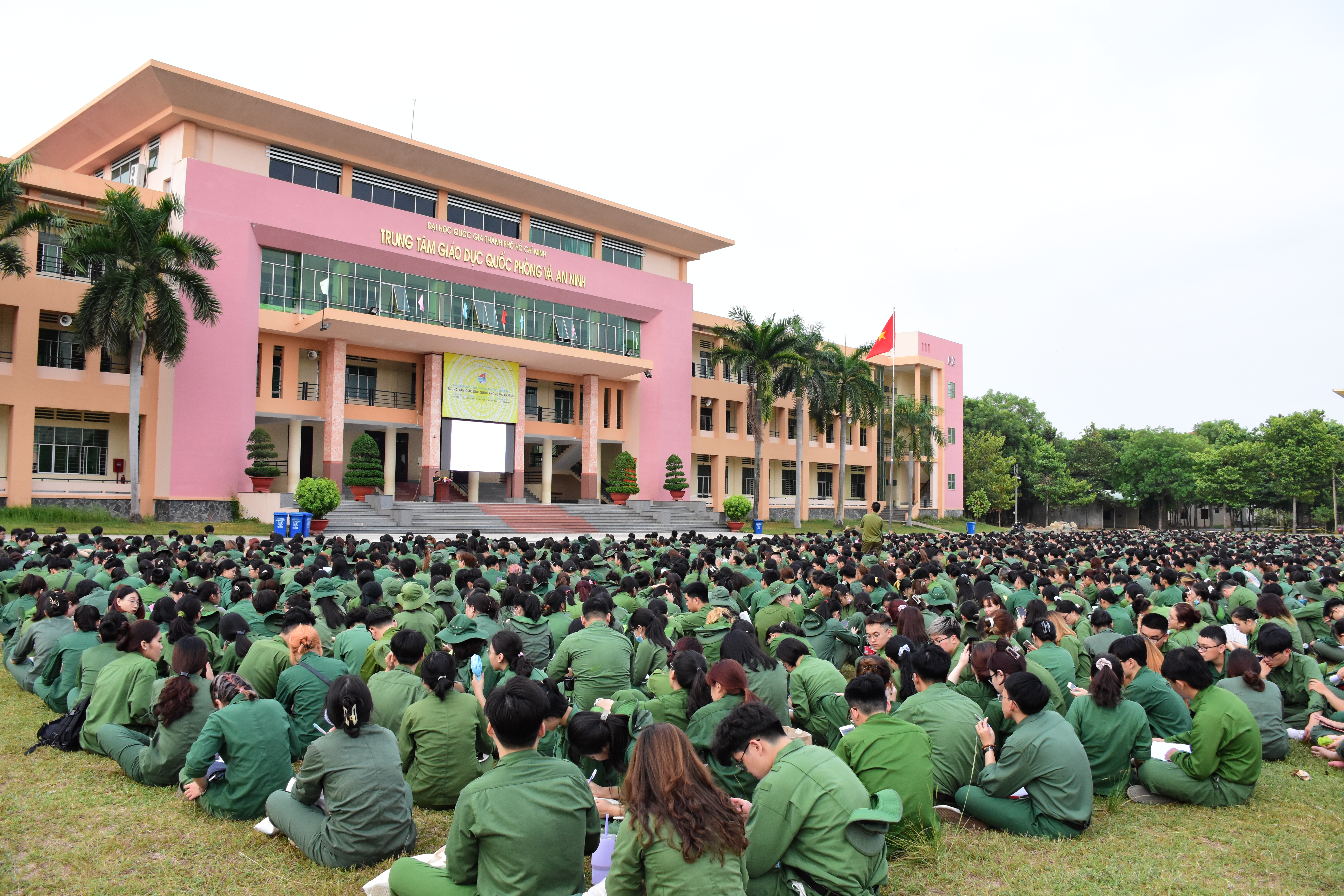 Buổi thông tin thời sự cho sinh viên Khóa K396a/20 - Trường Đại học Kinh tế Thành phố Hồ Chí Minh